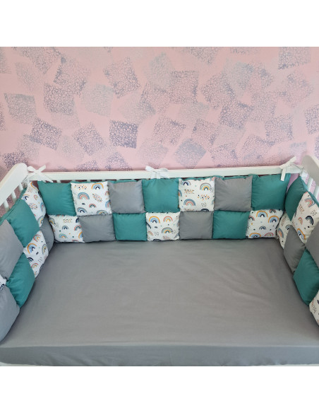 Aparatori de patut tip Patchwork gri cu turcoaz si curcubeu