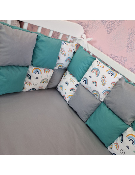 Aparatori de patut tip Patchwork gri cu turcoaz si curcubeu